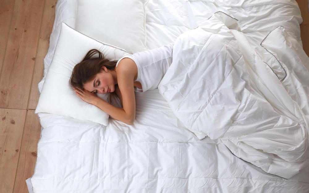 Best 6 Sleeping Positions That Reduce the Risk of Sleep Apnea